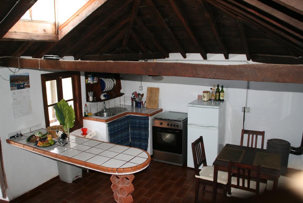 Finca Cueva Del Viento Icod De Los Vinos Room photo