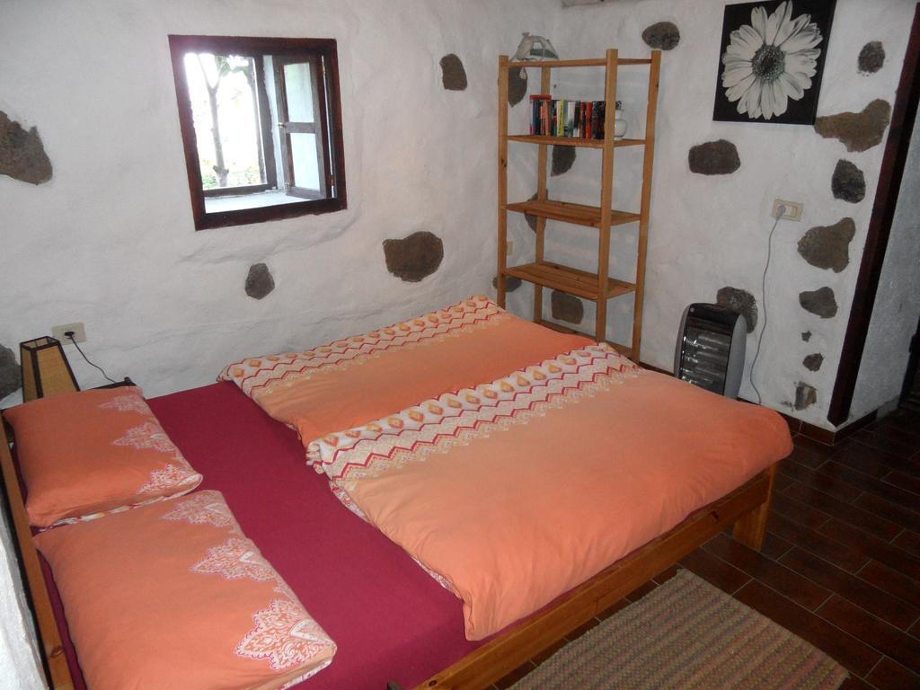 Finca Cueva Del Viento Icod De Los Vinos Room photo